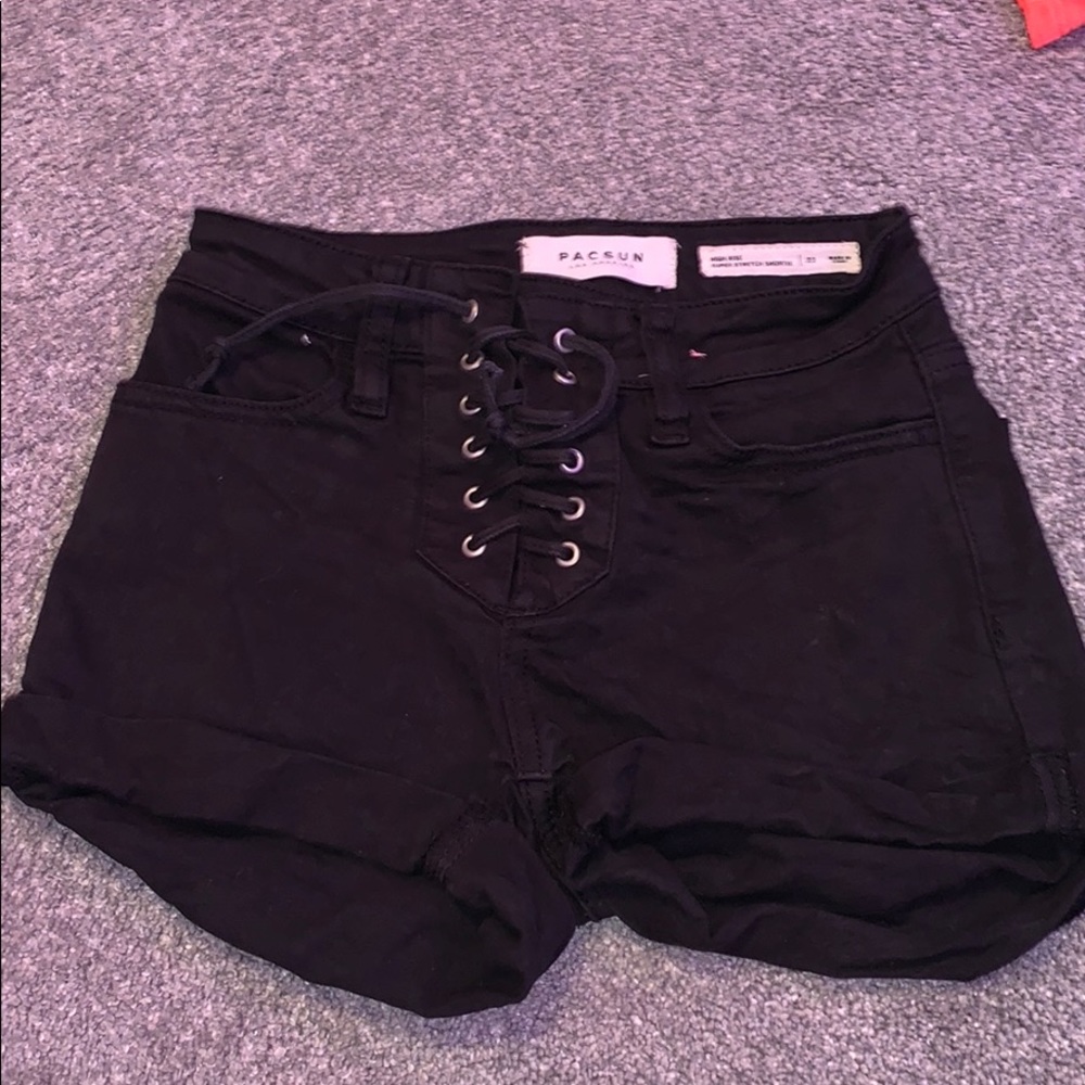 black pacsun  shorts